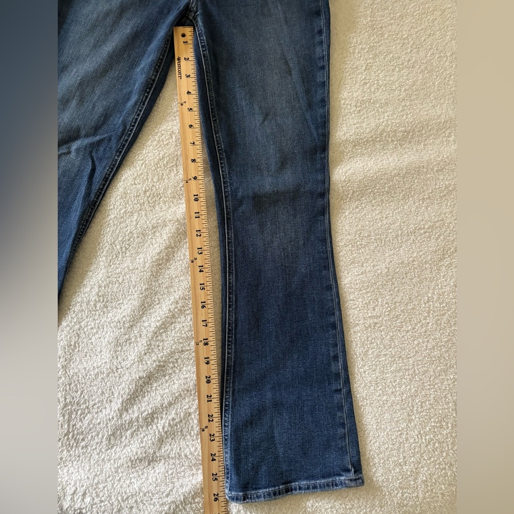 PAIGE Blue Flare Wide Leg Jeans Classic Denim - Picture 13 of 14